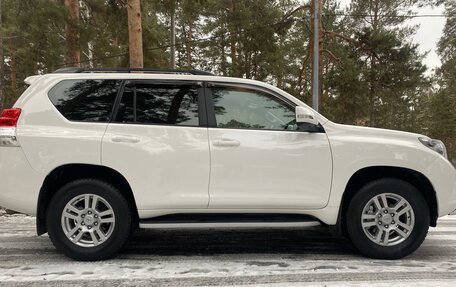 Toyota Land Cruiser Prado 150 рестайлинг 2, 2012 год, 3 100 000 рублей, 19 фотография