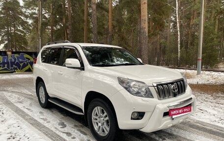 Toyota Land Cruiser Prado 150 рестайлинг 2, 2012 год, 3 100 000 рублей, 21 фотография