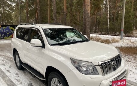 Toyota Land Cruiser Prado 150 рестайлинг 2, 2012 год, 3 100 000 рублей, 15 фотография