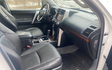 Toyota Land Cruiser Prado 150 рестайлинг 2, 2012 год, 3 100 000 рублей, 31 фотография