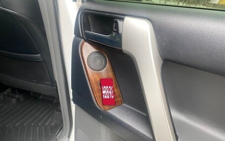 Toyota Land Cruiser Prado 150 рестайлинг 2, 2012 год, 3 100 000 рублей, 28 фотография