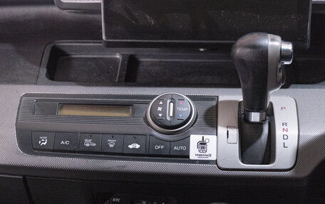 Honda Freed I, 2010 год, 949 000 рублей, 13 фотография