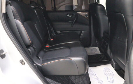 Nissan Patrol, 2011 год, 2 000 000 рублей, 8 фотография