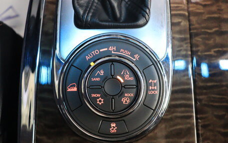 Nissan Patrol, 2011 год, 2 000 000 рублей, 16 фотография