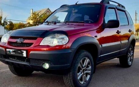 Chevrolet Niva I рестайлинг, 2009 год, 555 000 рублей, 2 фотография