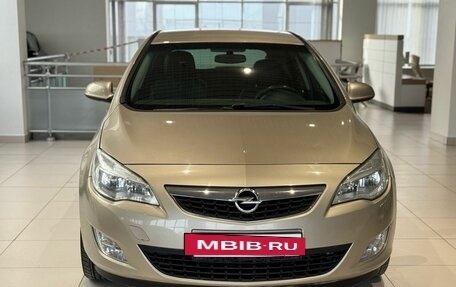 Opel Astra J, 2012 год, 825 000 рублей, 2 фотография