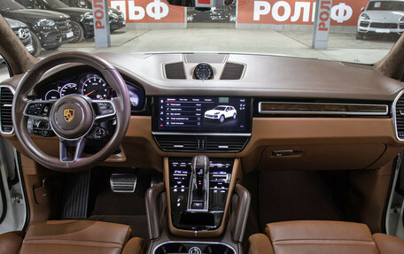 Porsche Cayenne III, 2021 год, 13 498 000 рублей, 14 фотография