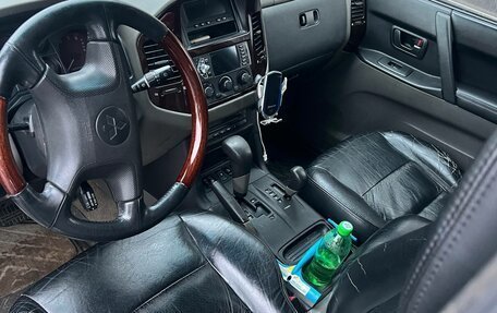 Mitsubishi Pajero III рестайлинг, 2000 год, 800 000 рублей, 9 фотография