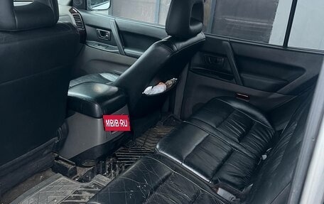 Mitsubishi Pajero III рестайлинг, 2000 год, 800 000 рублей, 12 фотография