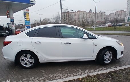 Opel Astra J, 2012 год, 610 000 рублей, 5 фотография