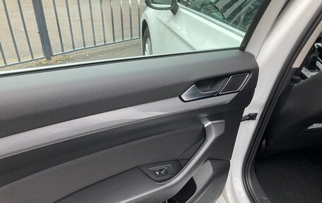 Volkswagen Passat B8 рестайлинг, 2019 год, 1 800 000 рублей, 7 фотография