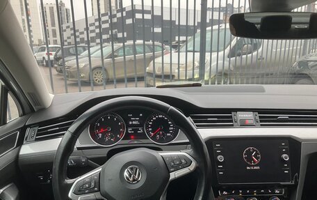 Volkswagen Passat B8 рестайлинг, 2019 год, 1 800 000 рублей, 6 фотография