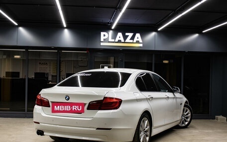 BMW 5 серия, 2011 год, 1 749 000 рублей, 4 фотография