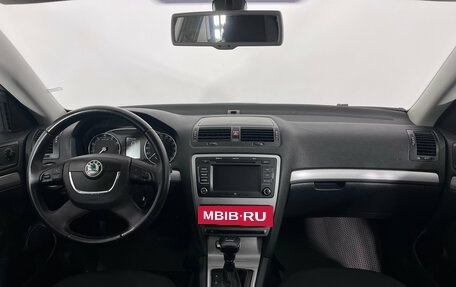 Skoda Octavia, 2010 год, 1 027 000 рублей, 10 фотография