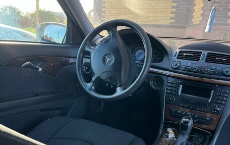 Mercedes-Benz E-Класс, 2002 год, 630 000 рублей, 5 фотография