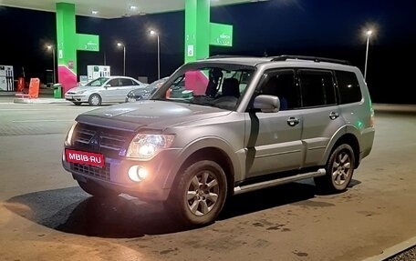 Mitsubishi Pajero IV, 2012 год, 1 950 000 рублей, 2 фотография
