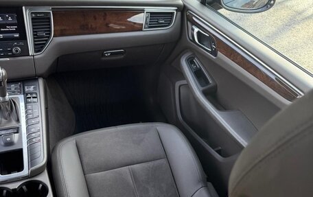 Porsche Macan I рестайлинг, 2016 год, 3 000 000 рублей, 12 фотография