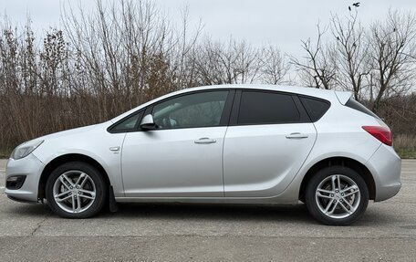 Opel Astra J, 2013 год, 700 000 рублей, 4 фотография