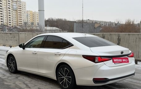 Lexus ES VII, 2022 год, 3 990 000 рублей, 4 фотография