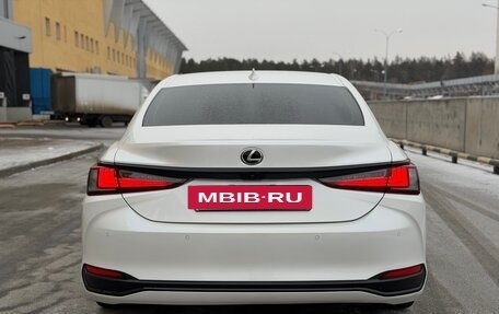 Lexus ES VII, 2022 год, 3 990 000 рублей, 6 фотография