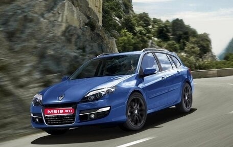 Renault Laguna III рестайлинг, 2013 год, 830 000 рублей, 1 фотография