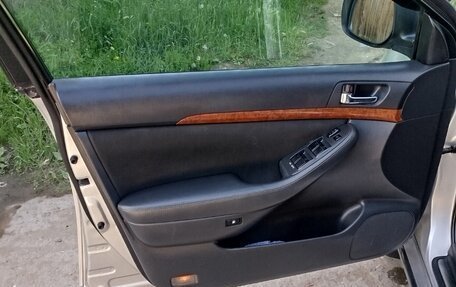 Toyota Avensis III рестайлинг, 2006 год, 820 000 рублей, 8 фотография