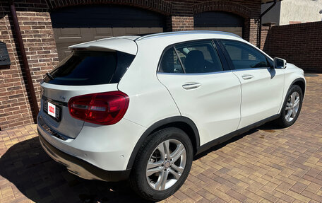 Mercedes-Benz GLA, 2015 год, 2 150 000 рублей, 2 фотография