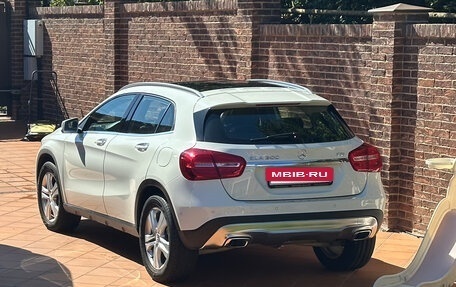 Mercedes-Benz GLA, 2015 год, 2 150 000 рублей, 3 фотография