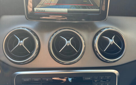 Mercedes-Benz GLA, 2015 год, 2 150 000 рублей, 15 фотография