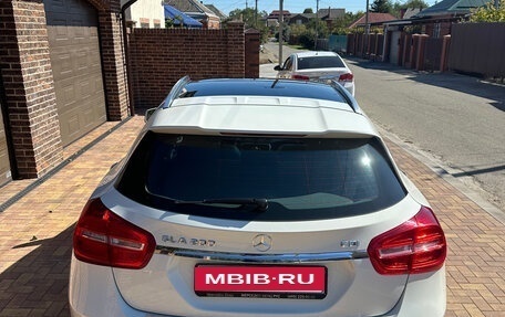 Mercedes-Benz GLA, 2015 год, 2 150 000 рублей, 10 фотография