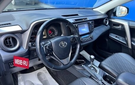 Toyota RAV4, 2018 год, 2 880 000 рублей, 8 фотография
