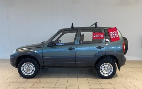 Chevrolet Niva I рестайлинг, 2011 год, 560 000 рублей, 3 фотография