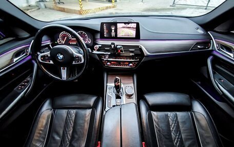 BMW 5 серия, 2018 год, 4 498 000 рублей, 11 фотография