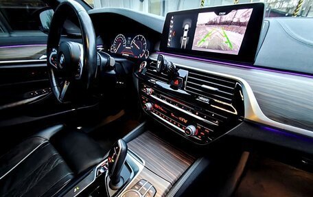 BMW 5 серия, 2018 год, 4 498 000 рублей, 14 фотография