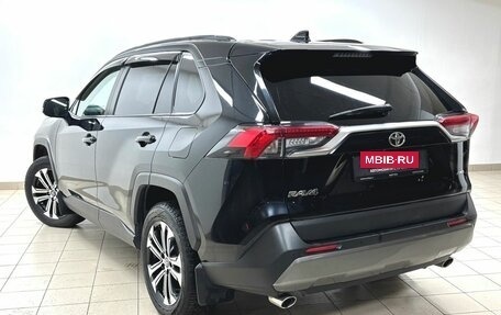 Toyota RAV4, 2019 год, 3 250 000 рублей, 6 фотография