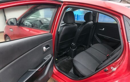 KIA Rio III рестайлинг, 2013 год, 870 000 рублей, 2 фотография