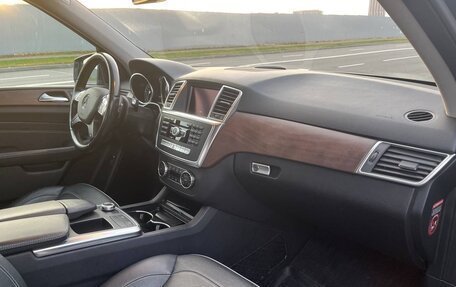 Mercedes-Benz M-Класс, 2013 год, 2 600 000 рублей, 9 фотография