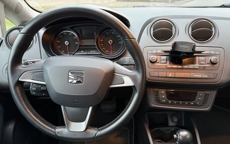 SEAT Ibiza IV рестайлинг 2, 2014 год, 900 000 рублей, 10 фотография