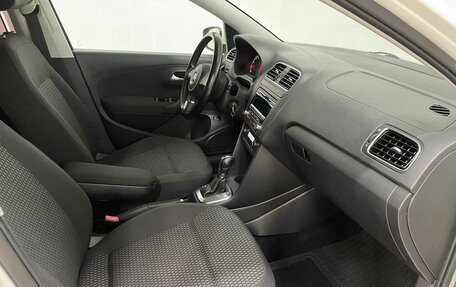 Volkswagen Polo VI (EU Market), 2011 год, 830 000 рублей, 19 фотография