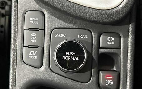 Toyota Yaris Cross, 2023 год, 1 590 002 рублей, 22 фотография