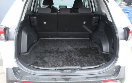 Toyota RAV4, 2021 год, 3 750 000 рублей, 21 фотография