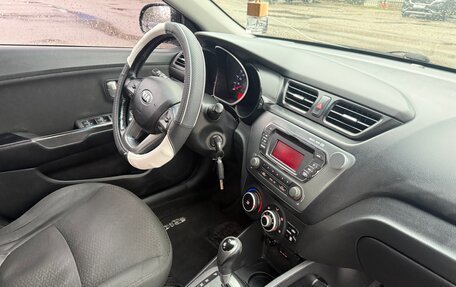 KIA Rio III рестайлинг, 2014 год, 650 000 рублей, 20 фотография