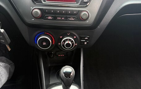 KIA Rio III рестайлинг, 2014 год, 650 000 рублей, 25 фотография