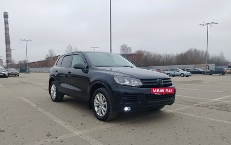 Volkswagen Touareg III, 2013 год, 2 390 000 рублей, 3 фотография