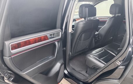 Volkswagen Touareg III, 2013 год, 2 390 000 рублей, 14 фотография