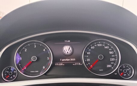 Volkswagen Touareg III, 2013 год, 2 390 000 рублей, 23 фотография