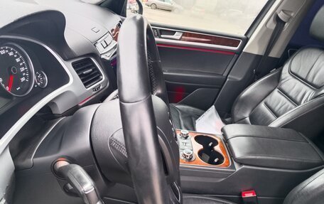 Volkswagen Touareg III, 2013 год, 2 390 000 рублей, 24 фотография