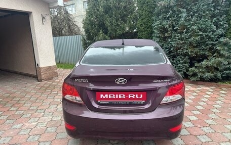 Hyundai Solaris II рестайлинг, 2013 год, 850 000 рублей, 5 фотография