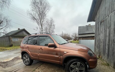 Chevrolet Niva I рестайлинг, 2017 год, 690 000 рублей, 9 фотография