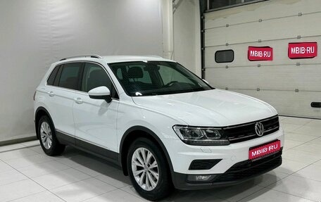 Volkswagen Tiguan II, 2018 год, 2 449 900 рублей, 1 фотография
